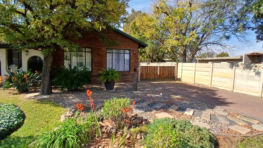 5 Bedroom Property for Sale in Universitas Free State